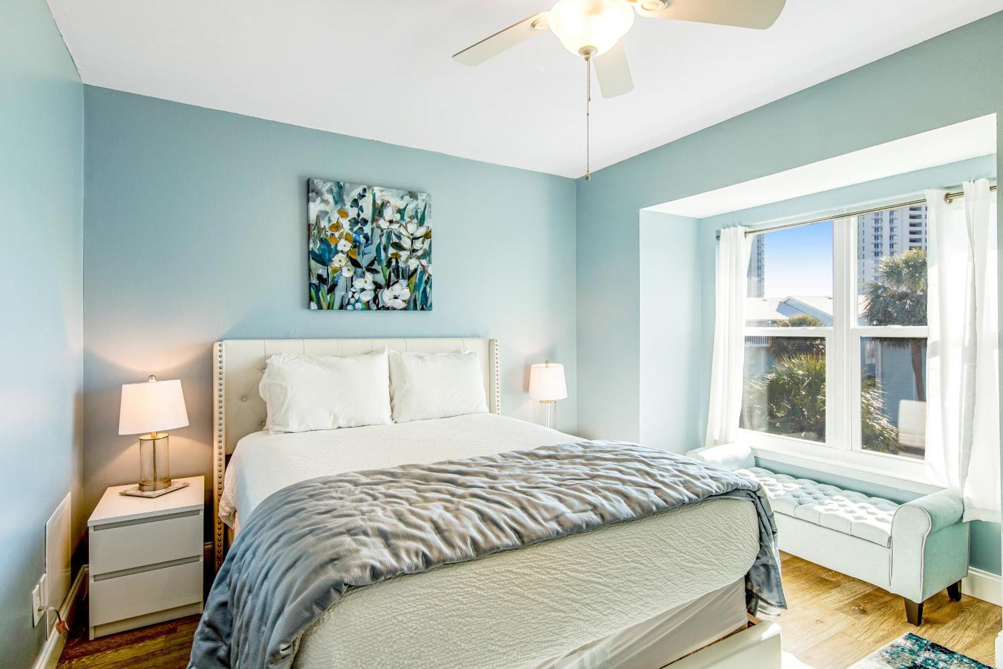 Sandcastle Navarre Room photo